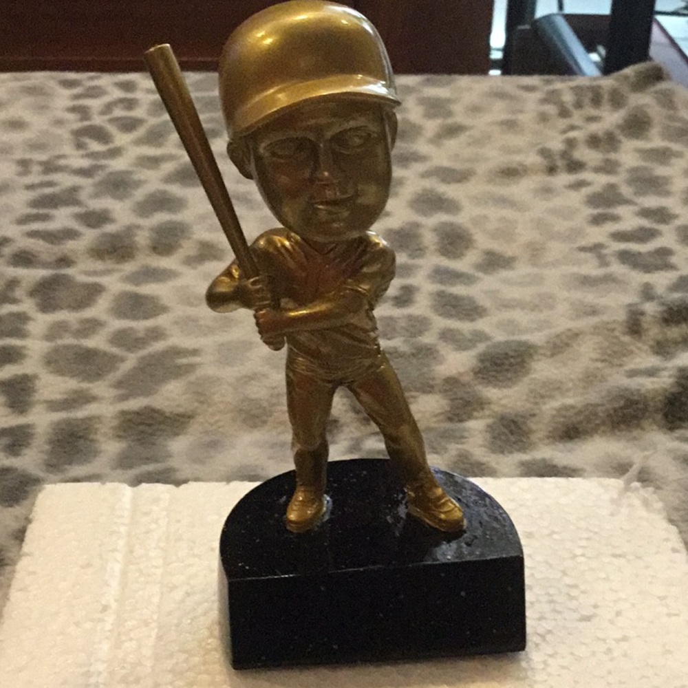 Bobble-head Baseball (male) Resin Award/Trophy